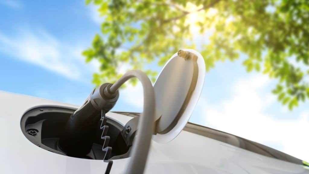 recharge des voitures &eacute;lectriques par temps chaud